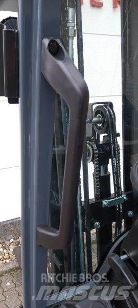 Toyota 8FBEK18T Electric forklift trucks
