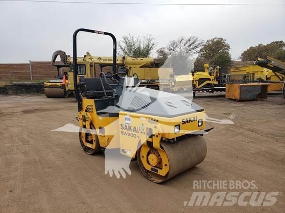 Sakai SW300 Single drum rollers
