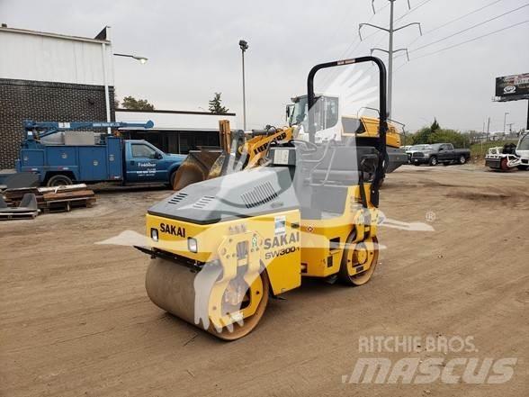 Sakai SW300 Single drum rollers