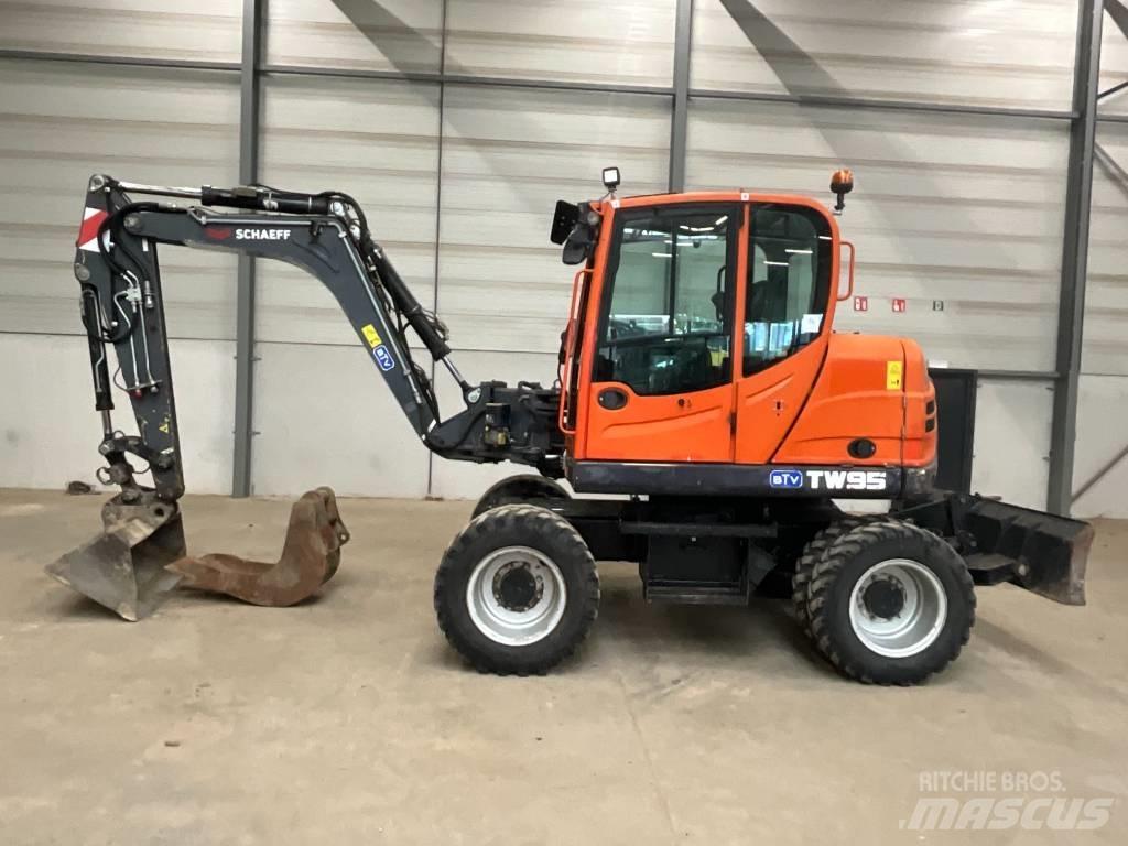 Yanmar TW 95 Wheeled excavators