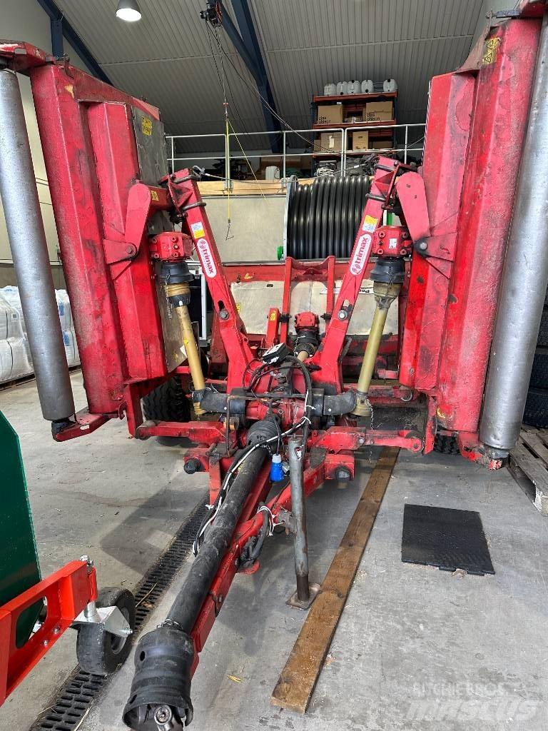 Trimax Pegasus S3 Fairway mowers