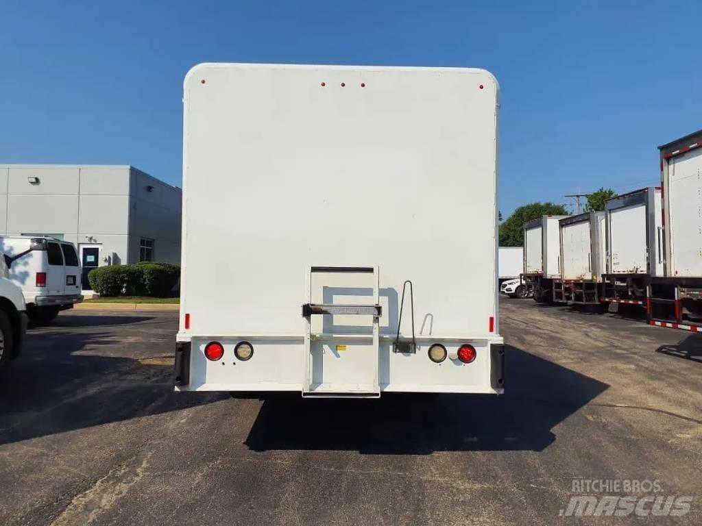 International 4300 Beverage delivery trucks