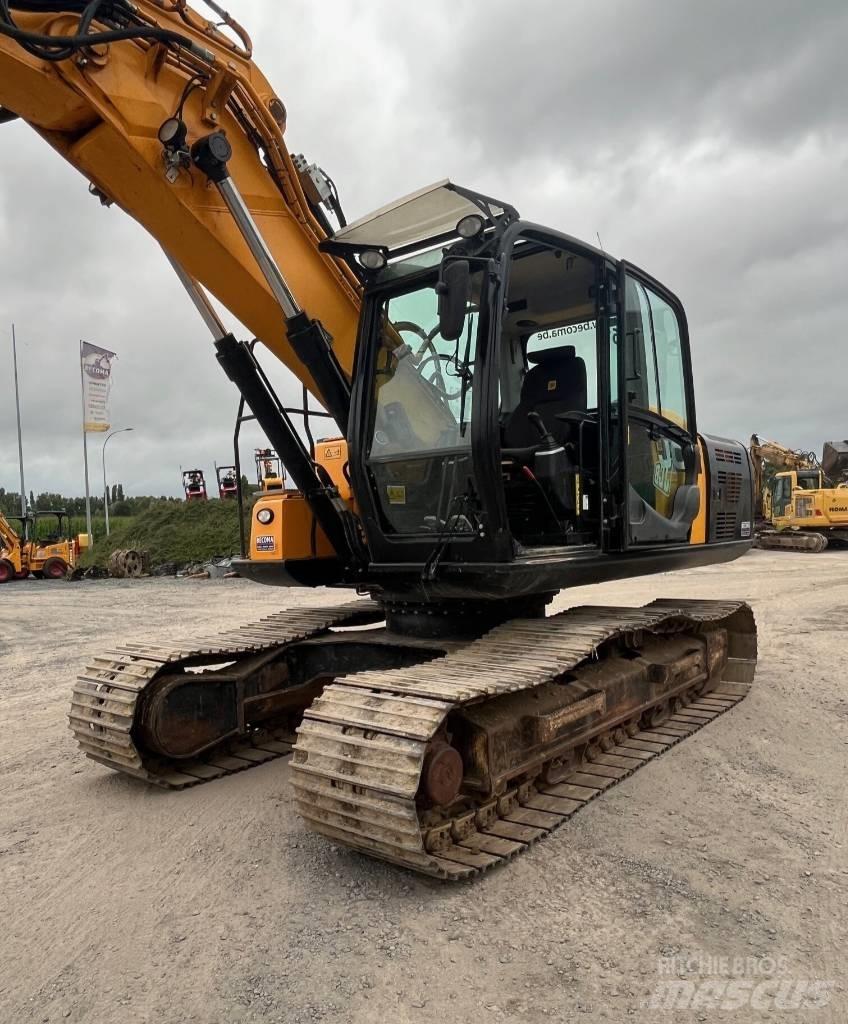 JCB JS 220 Crawler excavators