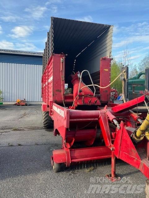 JF 3500 Self loading trailers