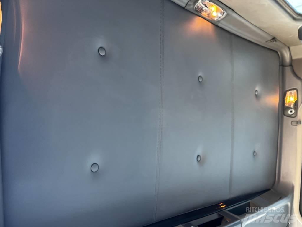 Kenworth T 800 Tractor Units