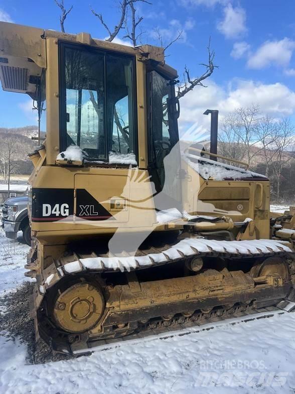 CAT D4G XL Crawler dozers