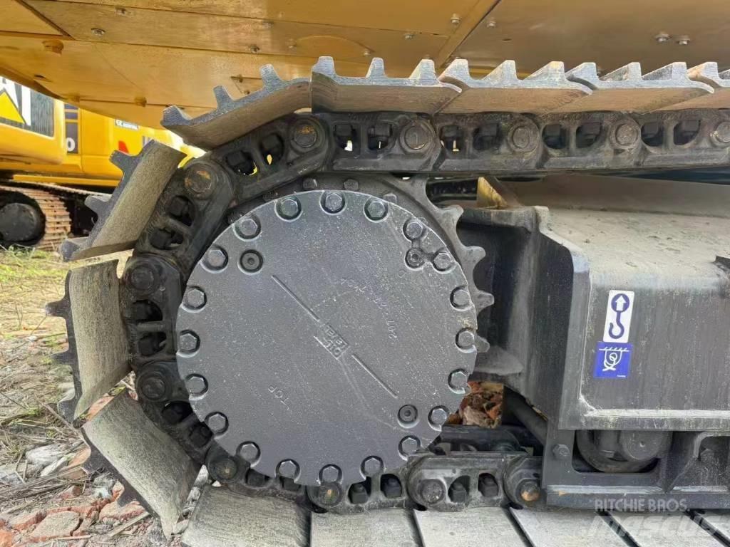 Komatsu 360-7 Crawler excavators