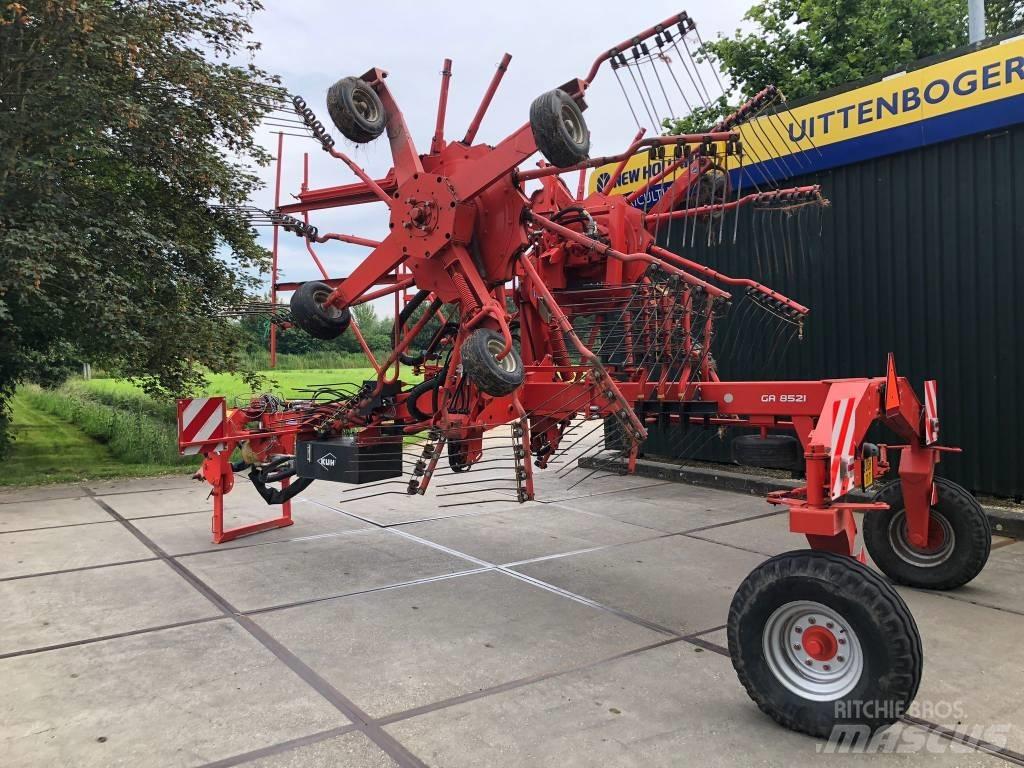 Kuhn GA 8521 Windrowers