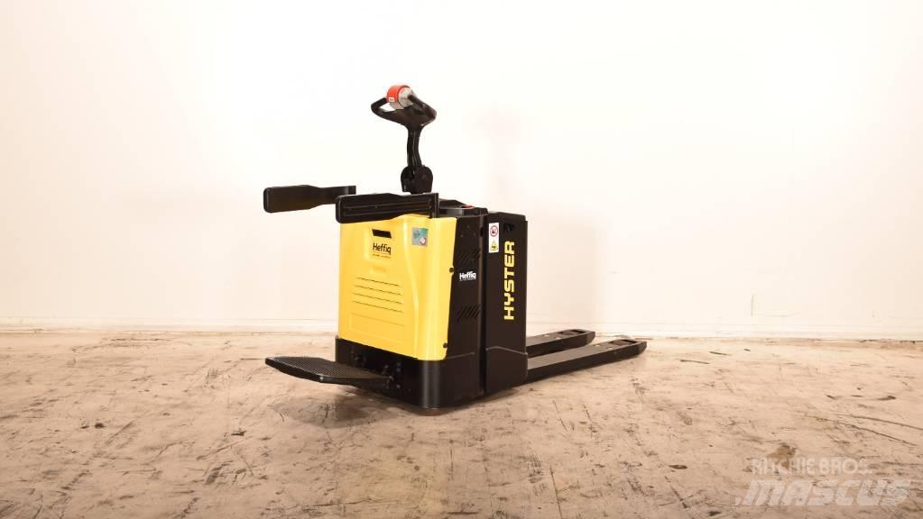 Hyster P 2.0 S Low lifter with platform