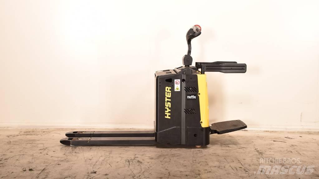 Hyster P 2.0 S Low lifter with platform