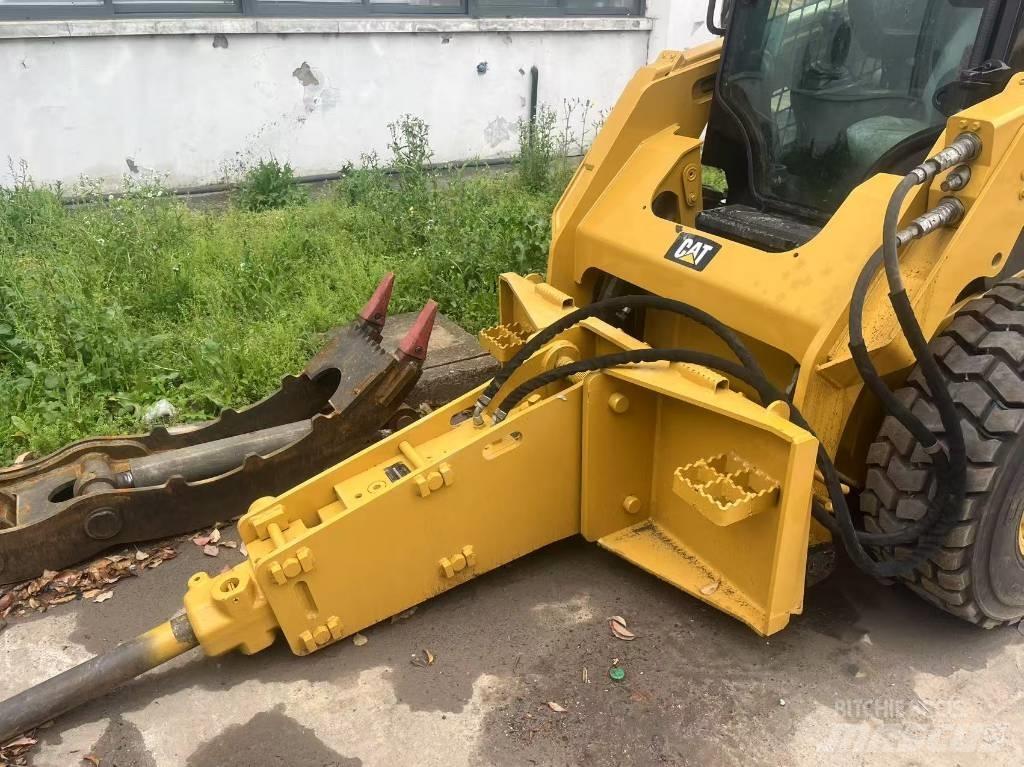 CAT 246 D Skid steer loaders