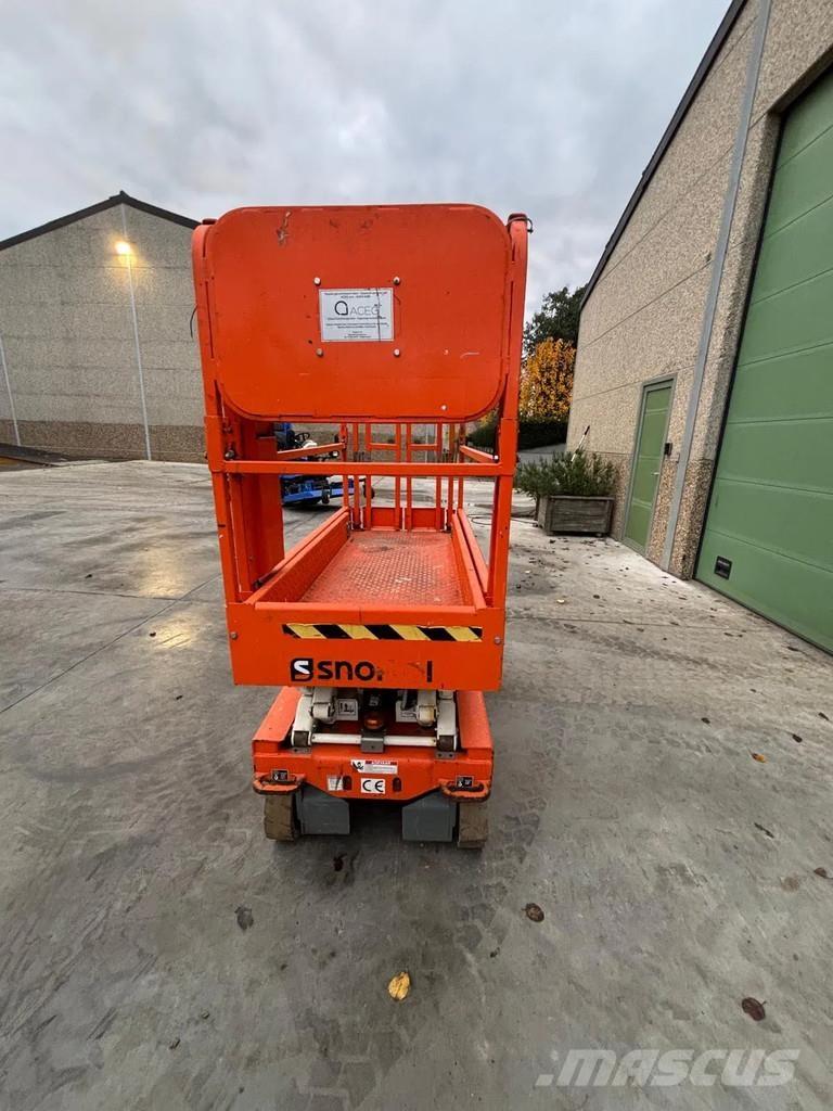 Snorkel S3215E Scissor lifts