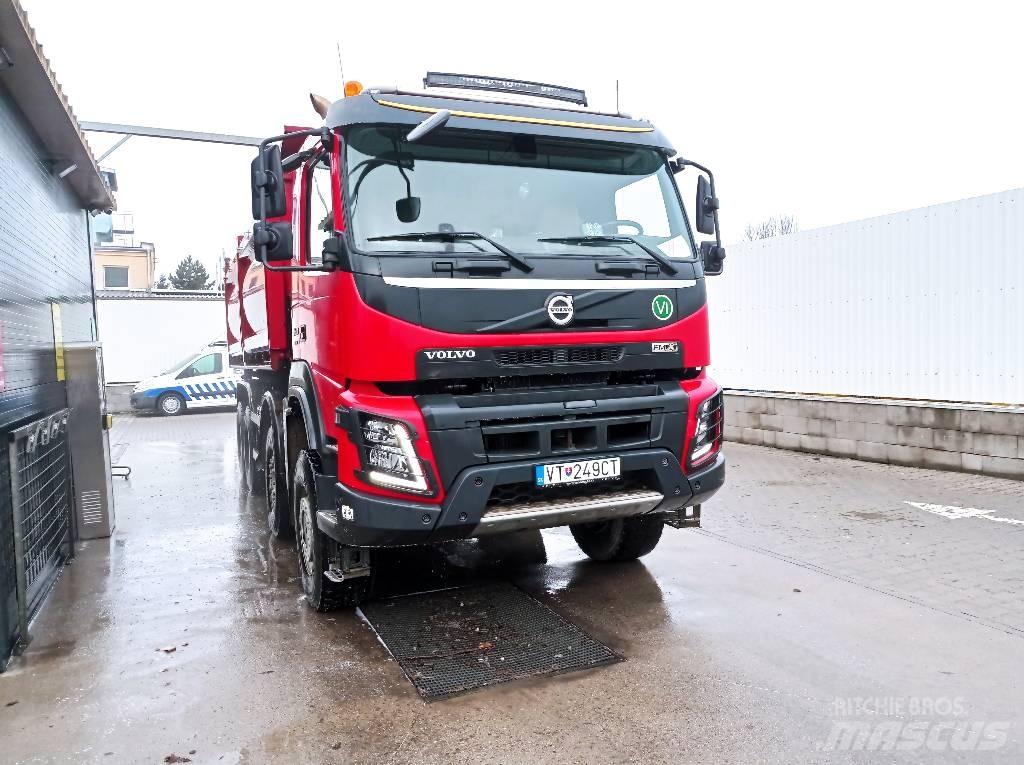 Volvo FM 10 Tipper trucks