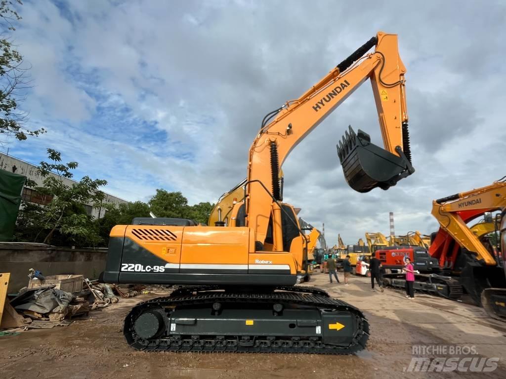 Hyundai 220LC-9S Crawler excavators
