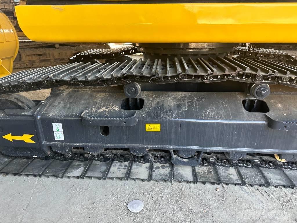 Komatsu PC 200-8 Midi excavators  7t - 12t