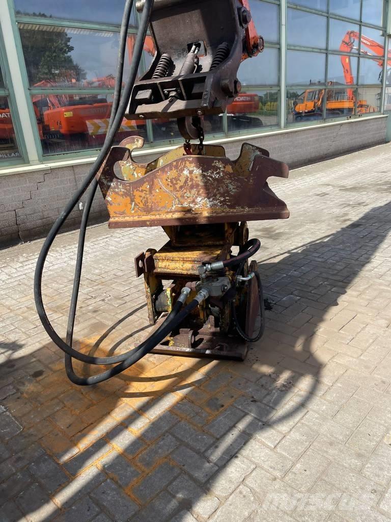  Trillblok CW 55 Vibratory pile drivers