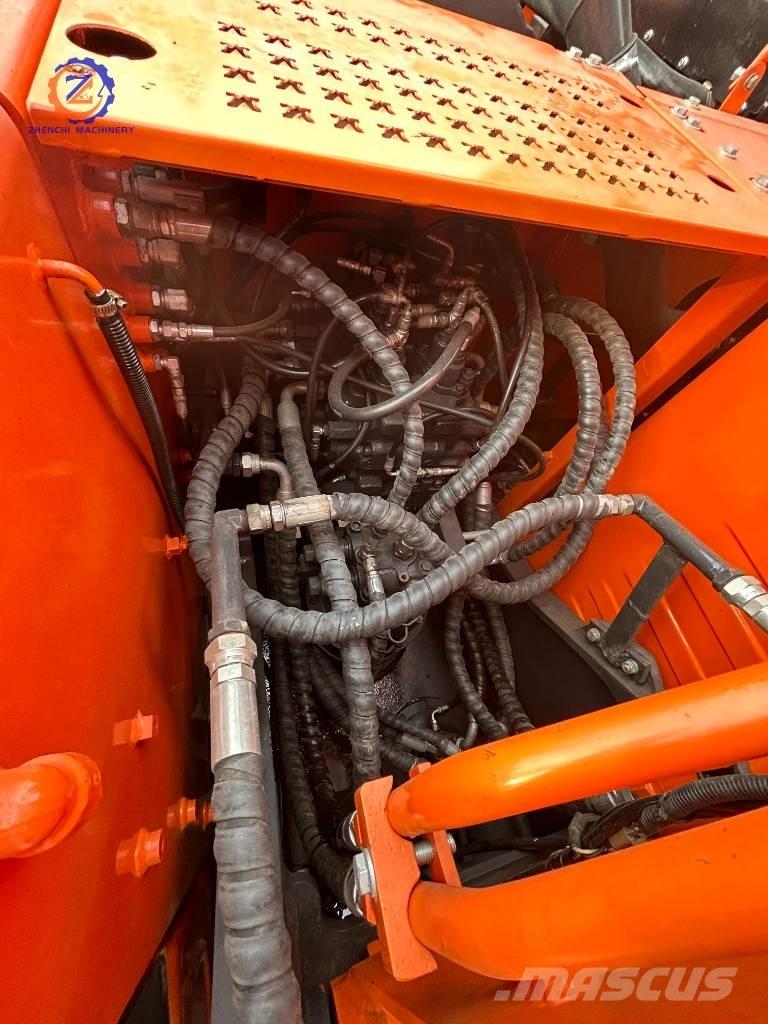 Doosan DX 150 Midi excavators  7t - 12t