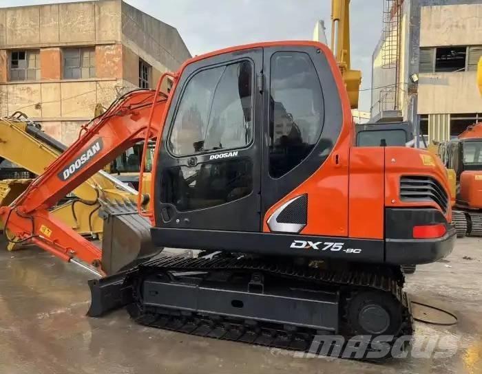 Doosan DX75-9C Midi excavators  7t - 12t