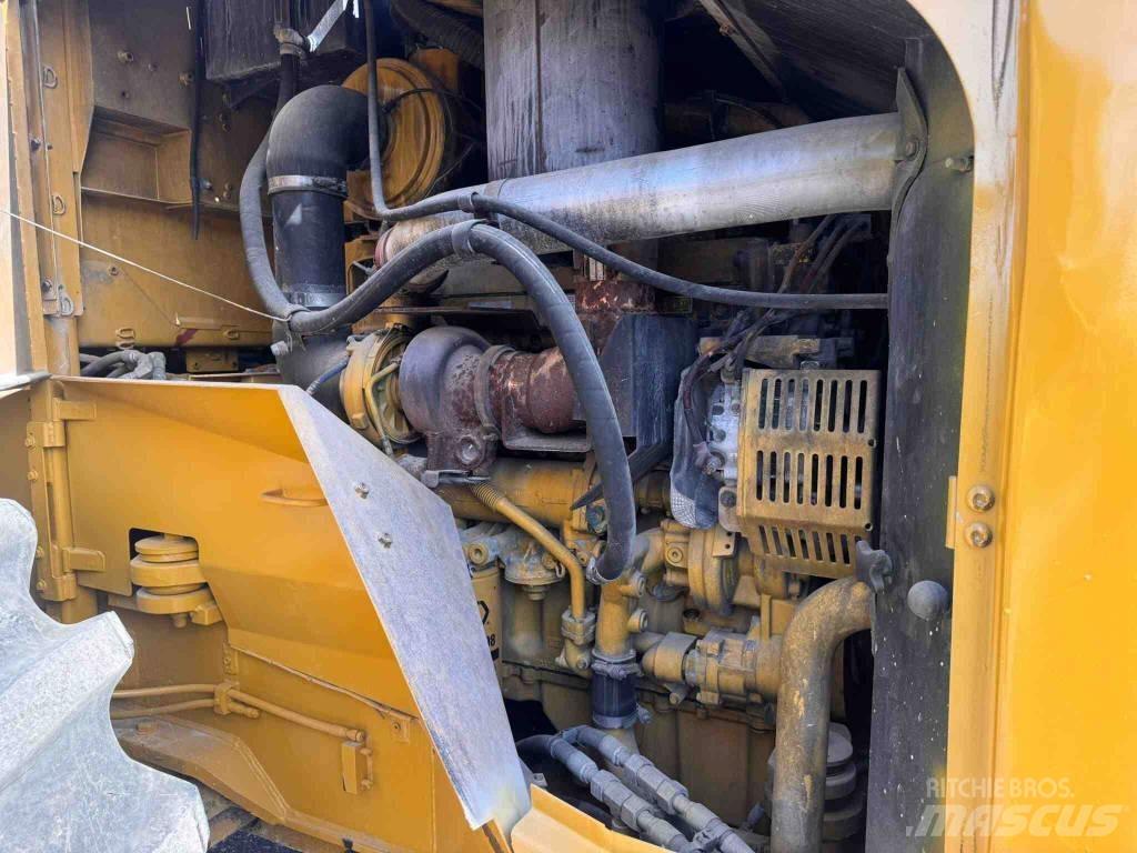 CAT RM 300 Asphalt recyclers