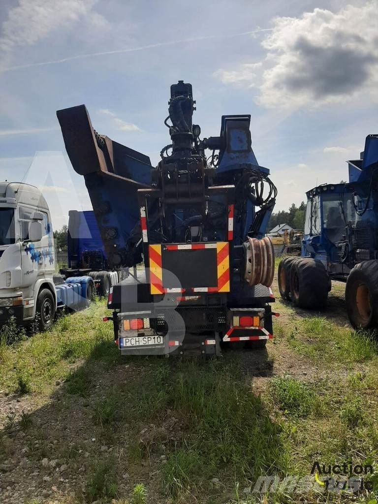 Bruks 806 Wood chippers
