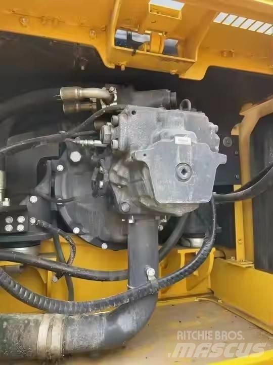 Komatsu PC350 Crawler excavators