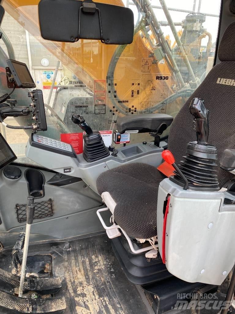 Liebherr R 930 Crawler excavators
