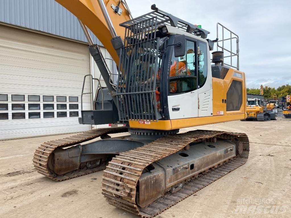 Liebherr R 930 Crawler excavators