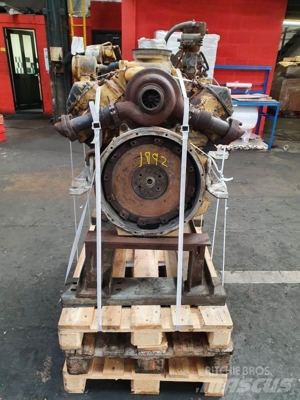 CAT 3208T Engines