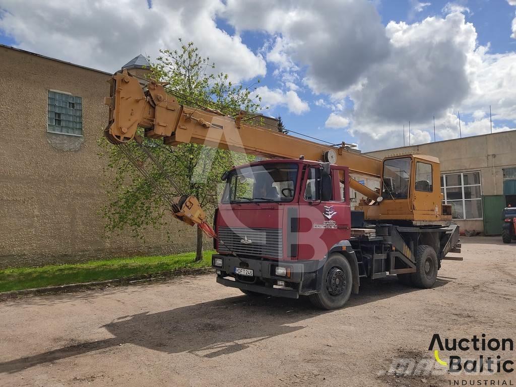 MAZ 533731 All terrain cranes