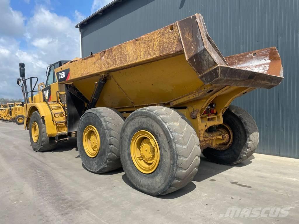 CAT 735 | 735B Articulated Dump Trucks (ADTs)