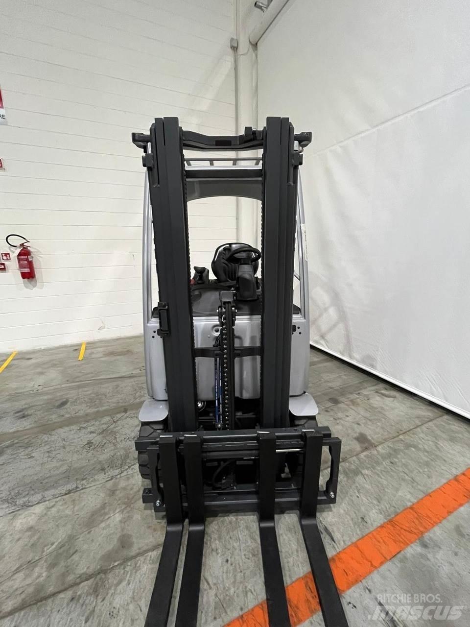 Still RX20-15 Electric forklift trucks
