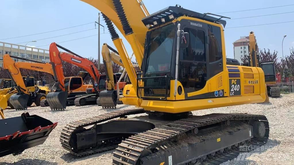 Komatsu PC 240 Crawler excavators