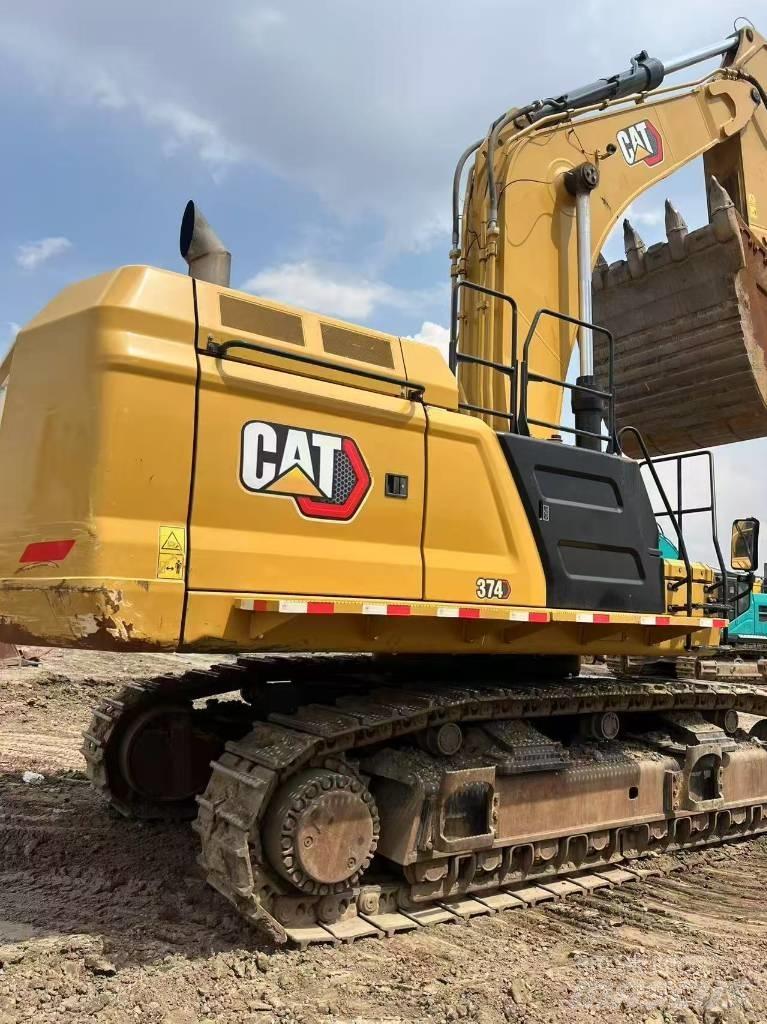 CAT 374 Crawler excavators