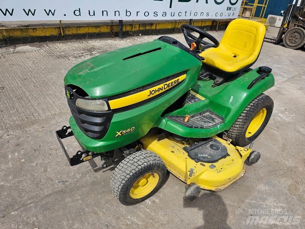 John Deere X 540 Compact tractors