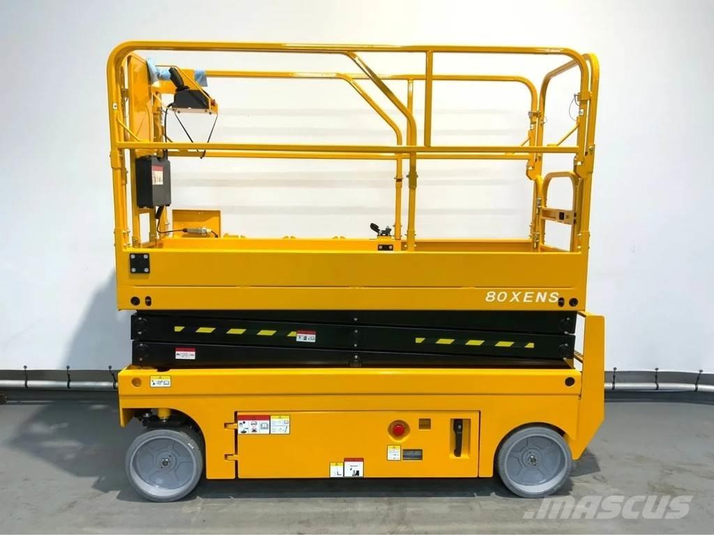 John Deere 80XENS Scissor lifts