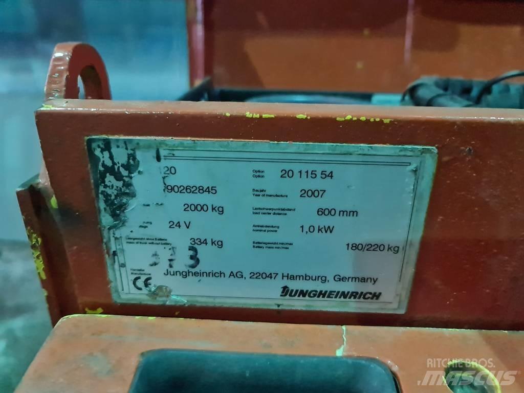 Jungheinrich EJE120 Low lifter