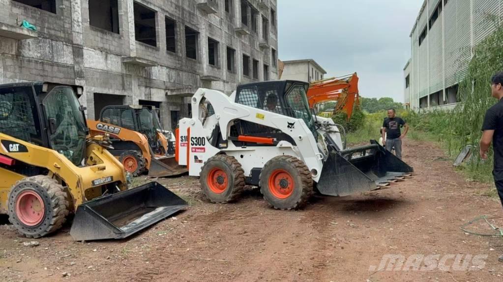Bobcat S300 Skid steer loaders