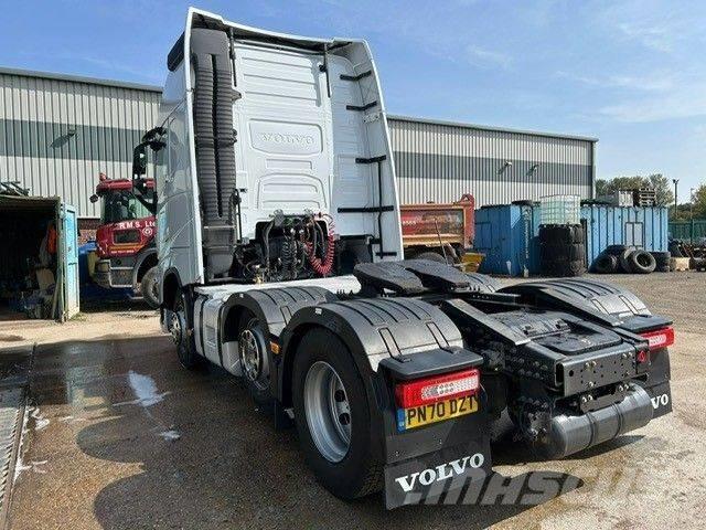 Volvo FH460 G/T XL Tractor Units