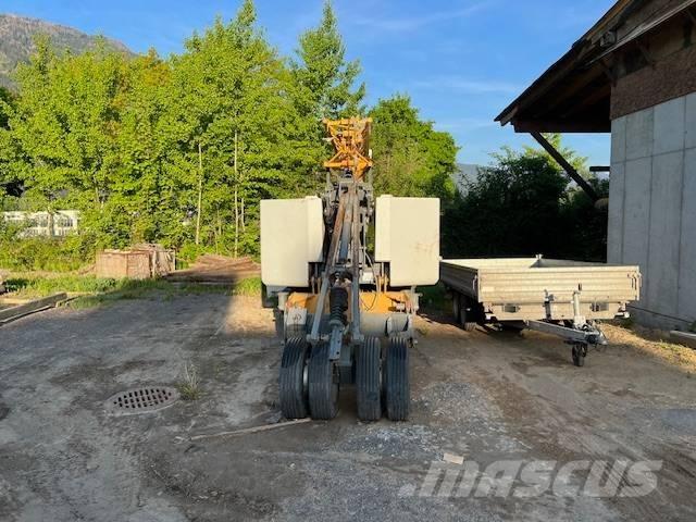 Liebherr L1-24 Self erecting cranes