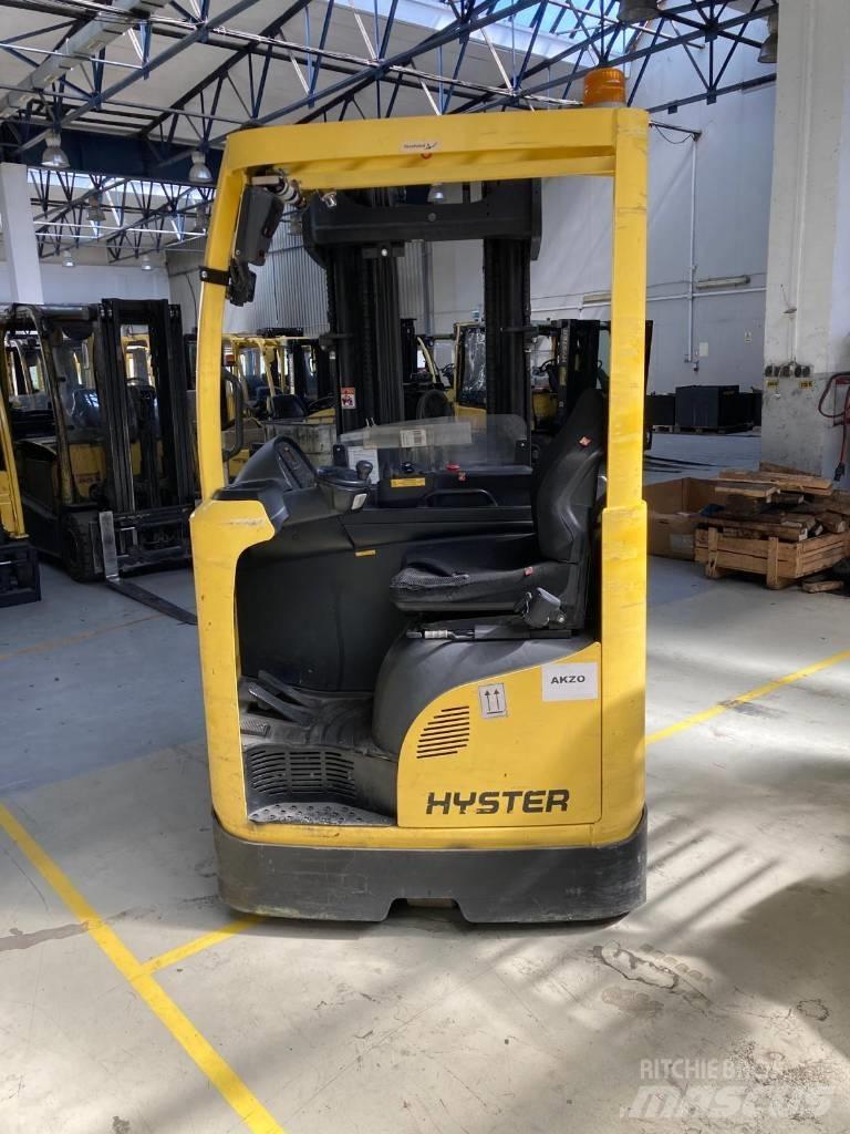 Hyster R1.6 Pyroban Reach trucks