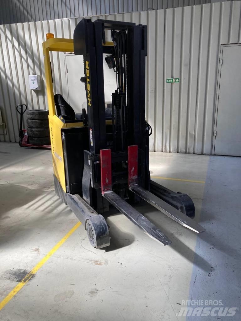 Hyster R1.6 Pyroban Reach trucks