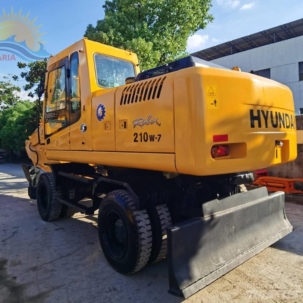 Hyundai R 210W-7 Wheeled excavators