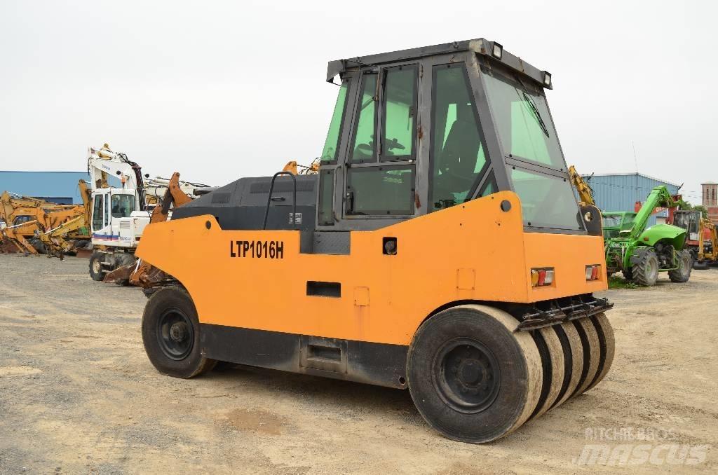 Sinoway LTP1016H Pneumatic tired rollers