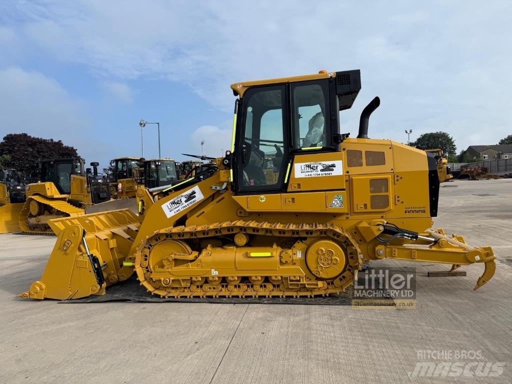 CAT 953 Crawler loaders