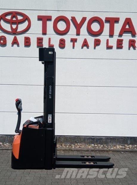 Toyota SPE160L Self propelled stackers