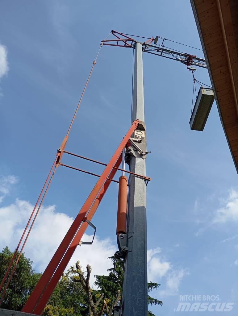 Dalbe HS 232 Self erecting cranes