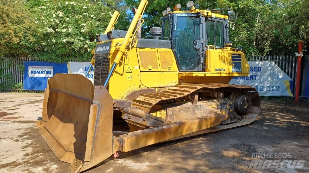 Komatsu D65WX-18 Crawler dozers