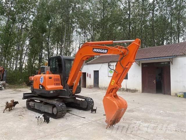 Doosan DX60 Crawler excavators
