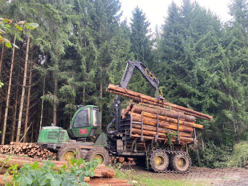 John Deere 1110 E Forwarders