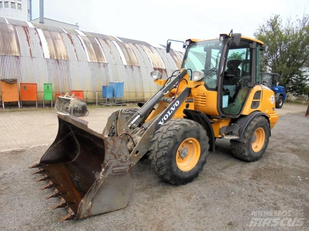 Volvo L 25 F Wheel loaders